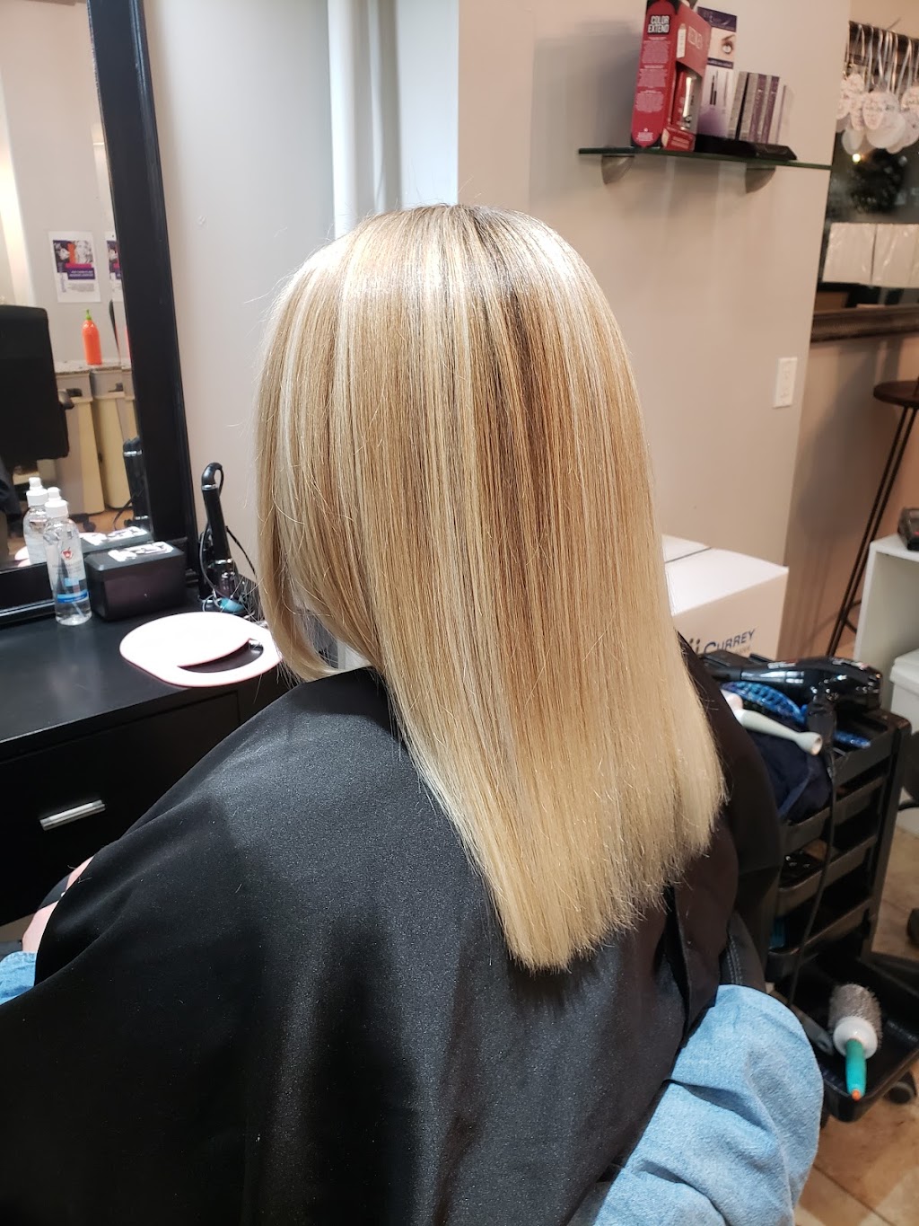 Boulevard Salon & Esthetics | 2970 King George Blvd #12, Surrey, BC V4P 0E6, Canada | Phone: (604) 385-4224