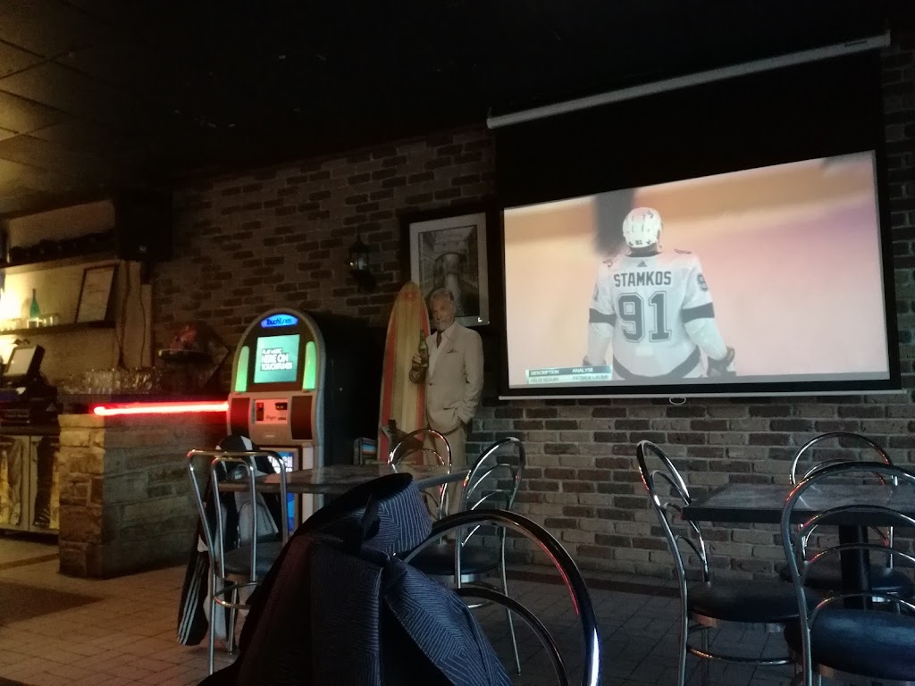 Cafe Phazes | 2827 Boul Henri-Bourassa E, Montréal, QC H2B 1V9, Canada | Phone: (514) 385-9912