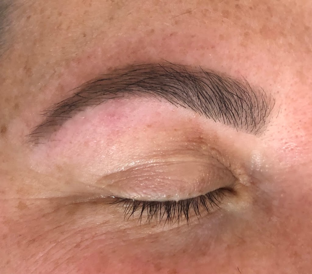 Babes & Beauty | 4270 McRae Park Rd, Ramara, ON L3V 0S2, Canada | Phone: (780) 221-8081