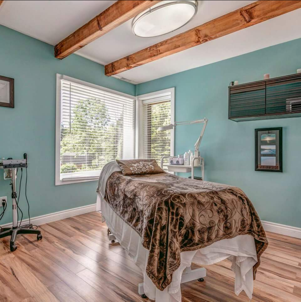 Glo Studio and Spa | 2971 Durham Regional Rd 20, Bowmanville, ON L1C 3K6, Canada | Phone: (905) 431-4057