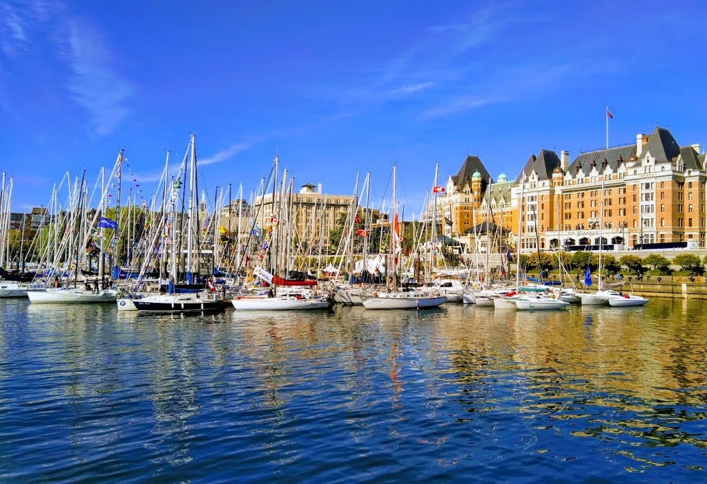 Victoria Brewery & Winery Tour | 6698 Rey Rd, Victoria, BC V8Y 1V2, Canada | Phone: (250) 857-2415