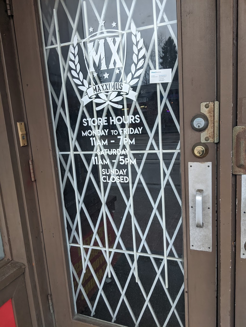 Maxximus Burnaby | 6692 Hastings St, Burnaby, BC V5B 1S3, Canada | Phone: (778) 379-6697
