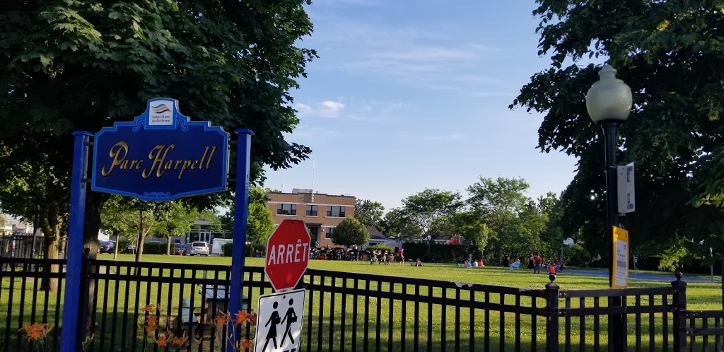 Parc Harpell | 60 Rue Saint-Pierre, Sainte-Anne-de-Bellevue, QC H9X 1X9, Canada | Phone: (514) 457-1605
