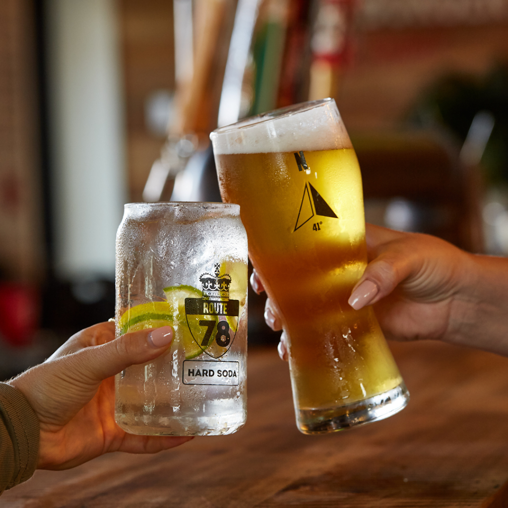 Kelseys | 371 First St, Collingwood, ON L9Y 1B3, Canada | Phone: (705) 444-5711
