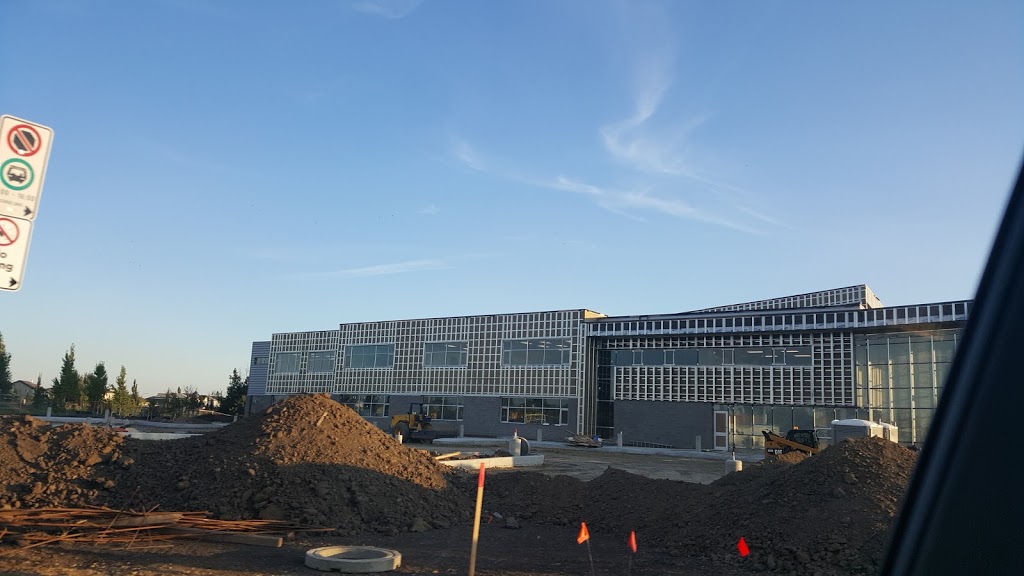 Hilwie Hamdon School | 13815 Cumberland Rd NW, Edmonton, AB T6V 1V3, Canada | Phone: (587) 489-4712