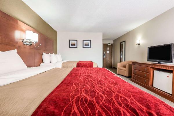 Comfort Inn & Suites | 210 Essa Rd, Barrie, ON L4N 3L1, Canada | Phone: (705) 721-1122