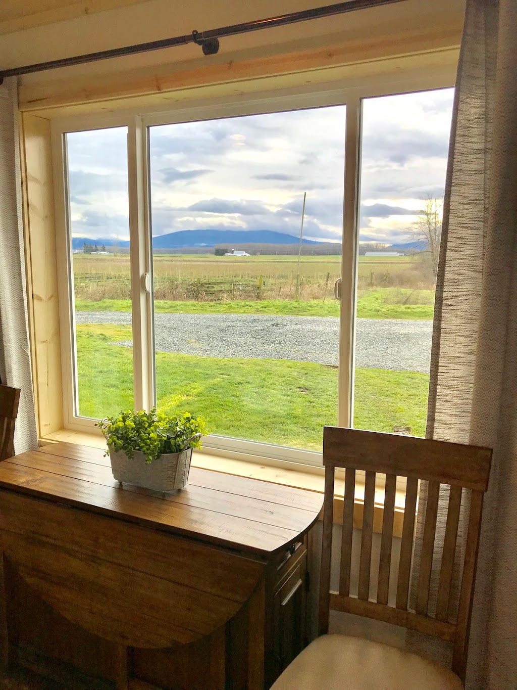 Vacation Rentals In Lynden Wa | 8402 Northwood Rd, Lynden, WA 98264, USA | Phone: (360) 815-1494
