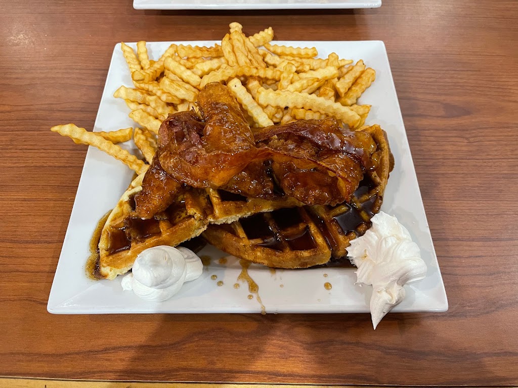 Diners Delight Family Restaurant | 7182 Nova Scotia Trunk 1, Coldbrook, NS B4R 1A2, Canada | Phone: (902) 365-5020