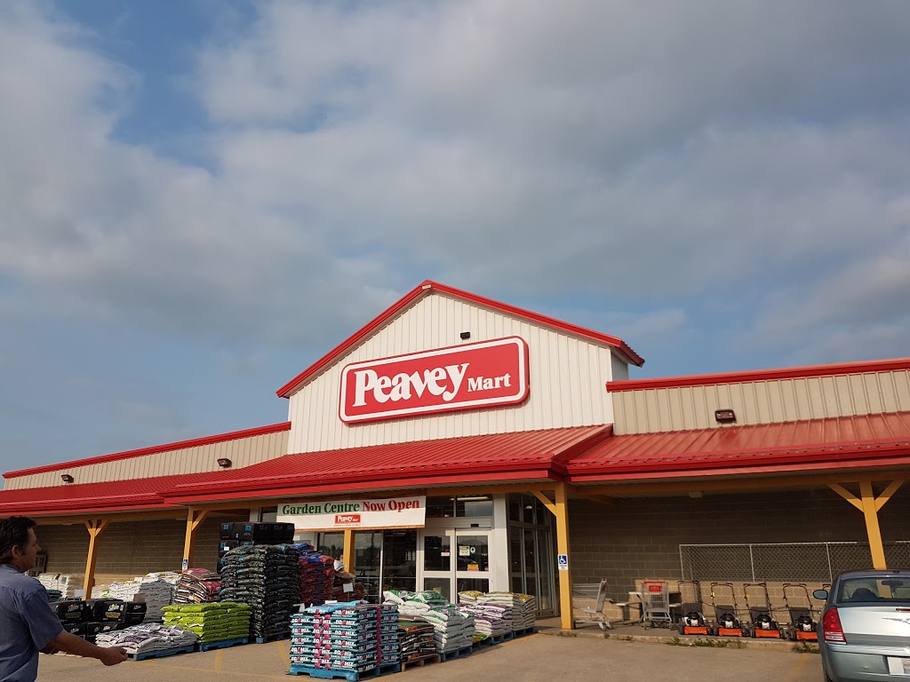 Peavey Mart | 995 Navigator Rd, Winkler, MB R6W 4A9, Canada | Phone: (204) 325-7560