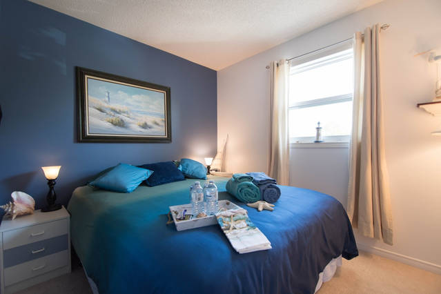 Spoiled Rotten Bed & Breakfast | 1403 Shawinigan St, Orléans, ON K4A 2L9, Canada | Phone: (613) 406-6395