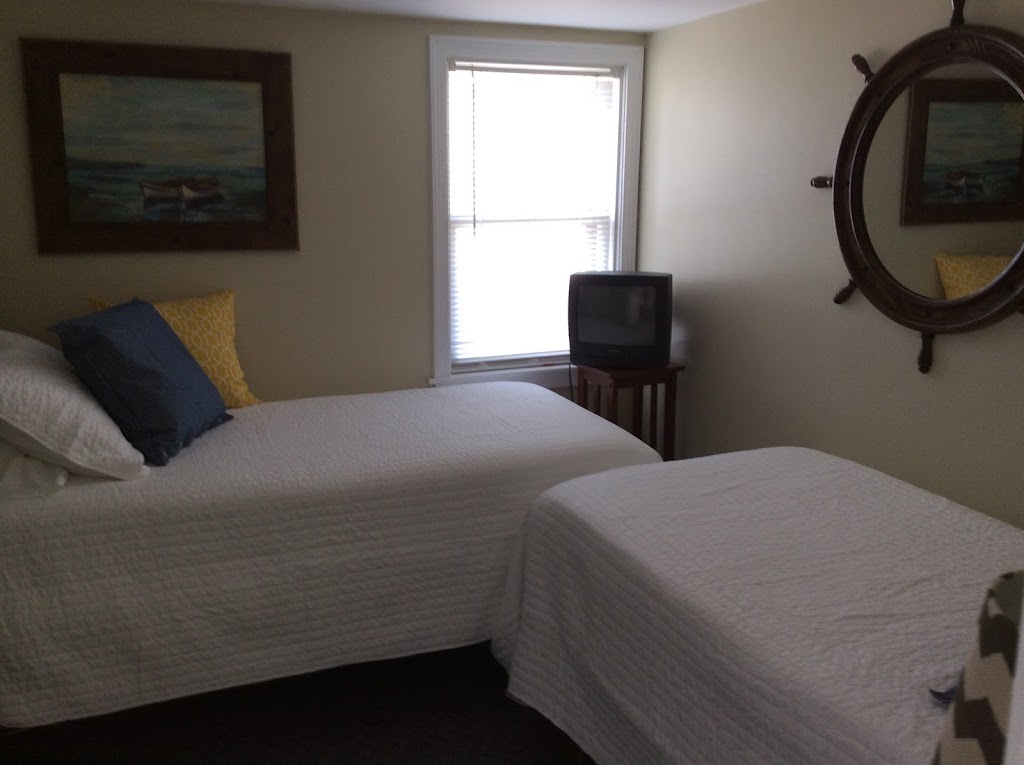 Dees Bungalow | 1568 Van Buren St, Olcott, NY 14126, USA | Phone: (716) 433-8139