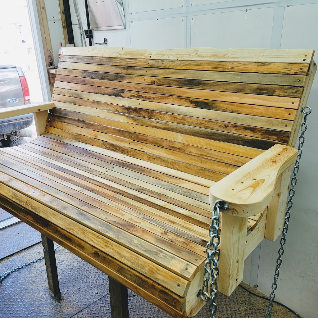 Rustic Country furniture & decor | 16 Mill St, Frankford, ON K0K 2C0, Canada | Phone: (613) 438-0299
