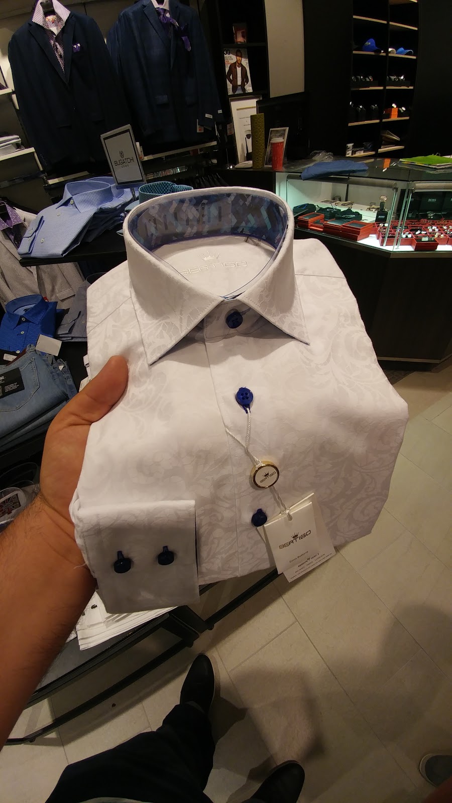 Strauss Menswear | 999 Upper Wentworth St, Hamilton, ON L9A 4X5, Canada | Phone: (905) 385-6610