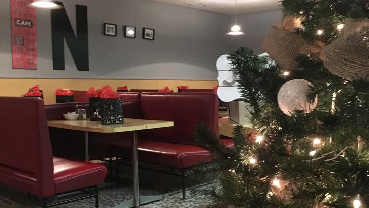 Norms Restaurant | 198 10th St, Hanover, ON N4N 1N7, Canada | Phone: (519) 364-1380