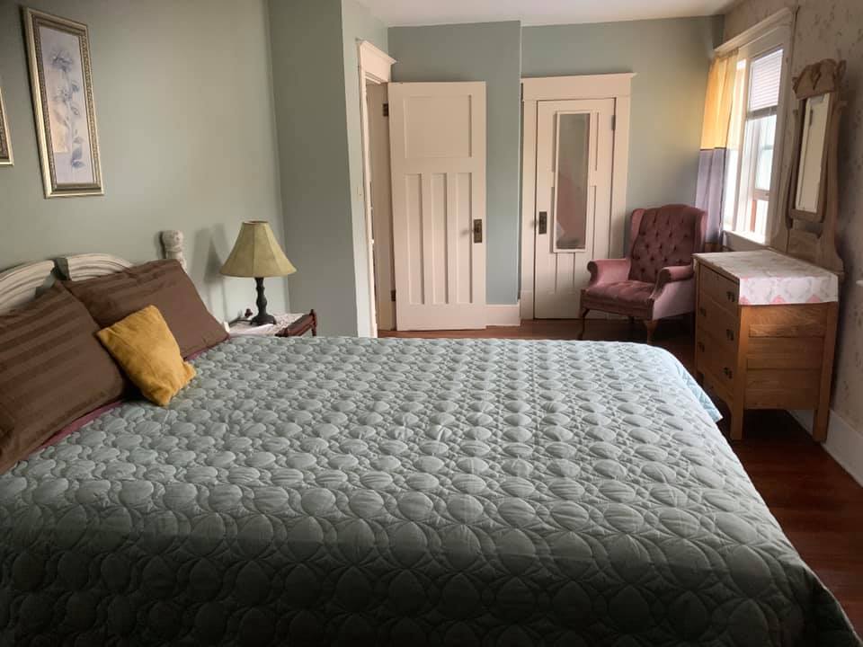 Reiley Ridge - Charlies House | Richard, SK S0M 2V0, Canada | Phone: (306) 361-1000