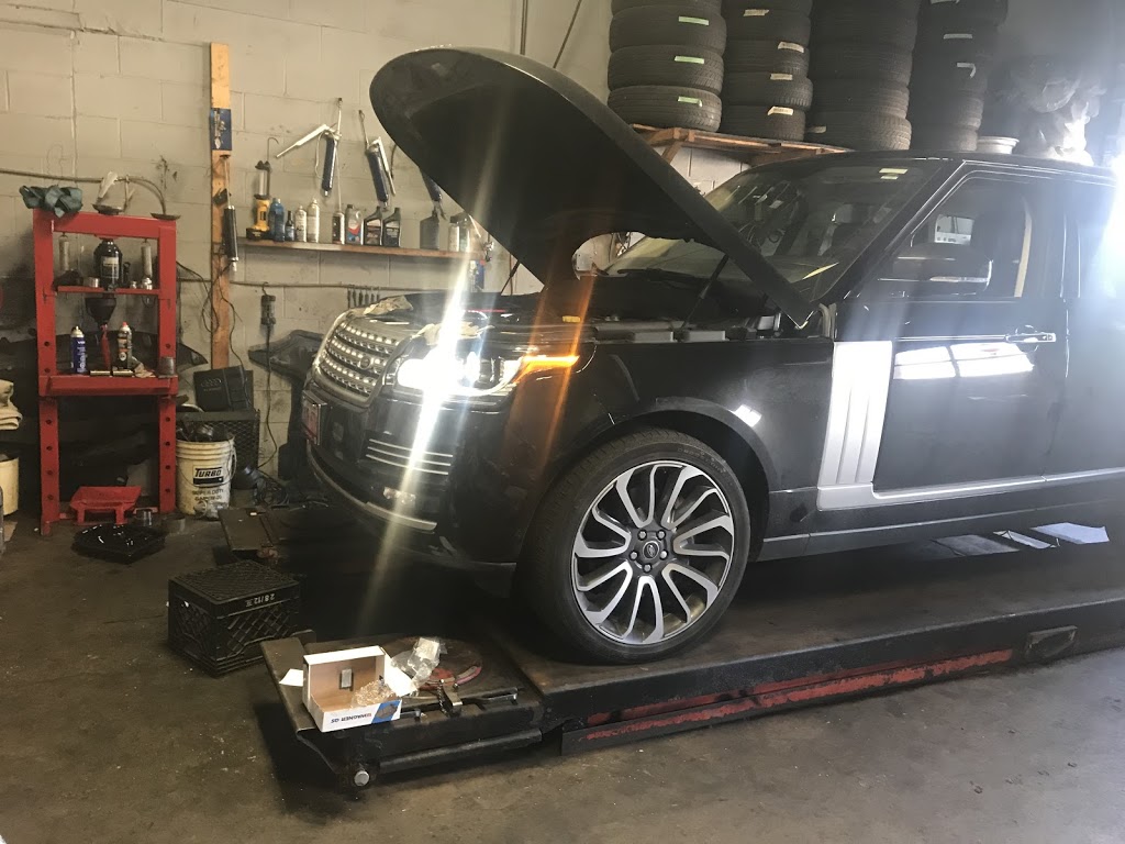 Ozgur Auto services and car sales | 12 Lepage Ct, North York, ON M3J 1Z9, Canada | Phone: (416) 731-3516