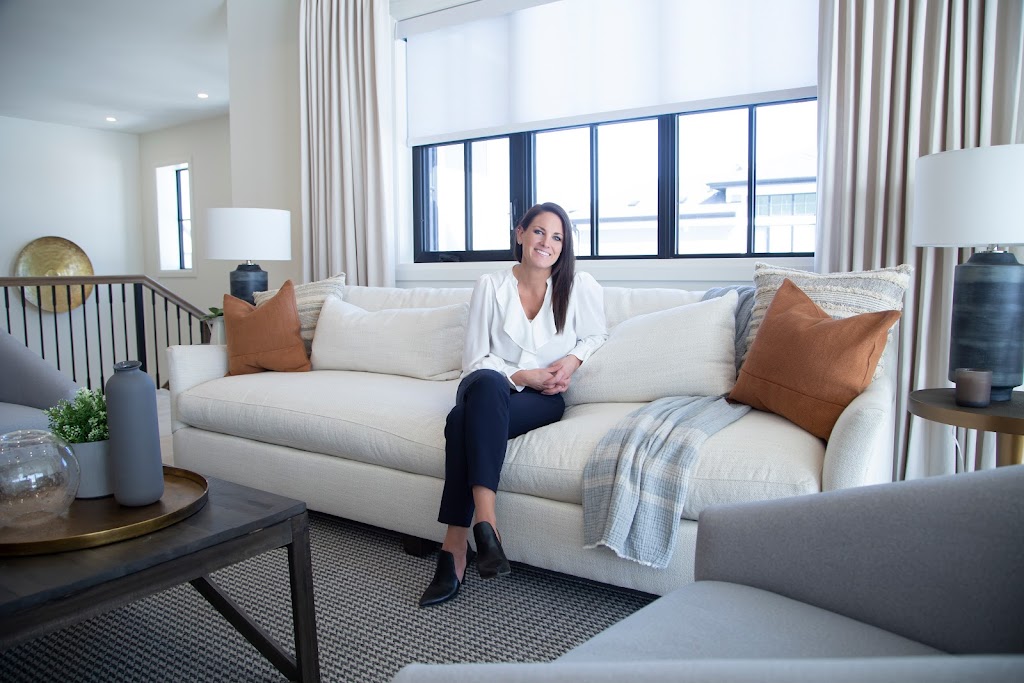 Reeves & Associates - EXP Realty, Top Calgary Realtor, Agent | 12 Cranarch Rise SE, Calgary, AB T3M 1M3, Canada | Phone: (587) 200-2728