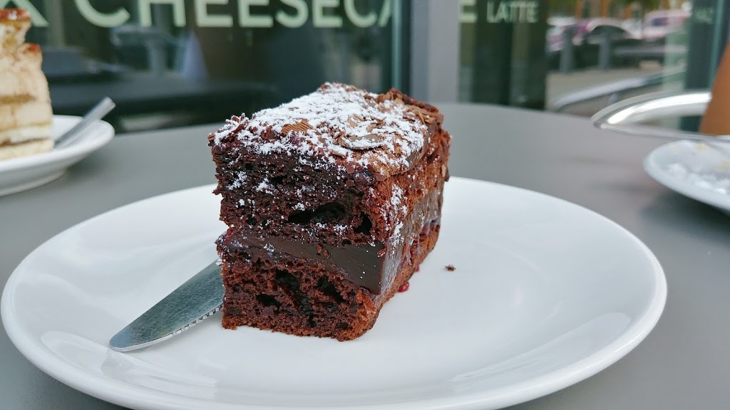 Diplomat Bakery | 6168 London Rd #105, Richmond, BC V7E 0C1, Canada | Phone: (604) 241-9134