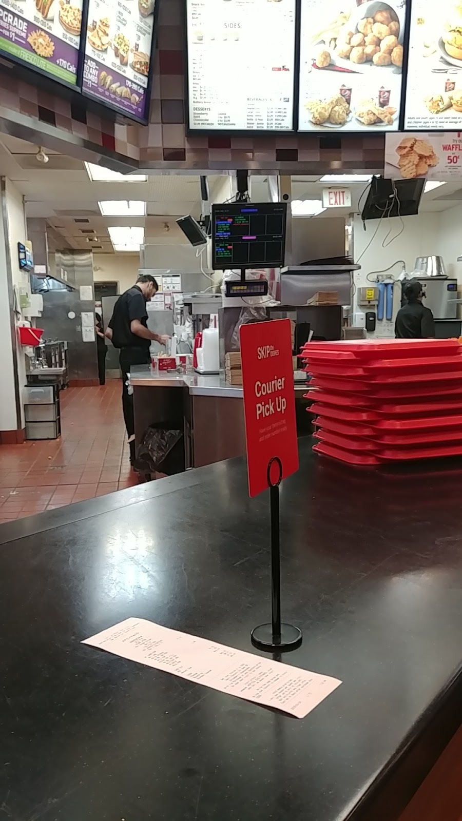KFC | 644 Yonge St, Barrie, ON L4N 4E6, Canada | Phone: (705) 719-7467