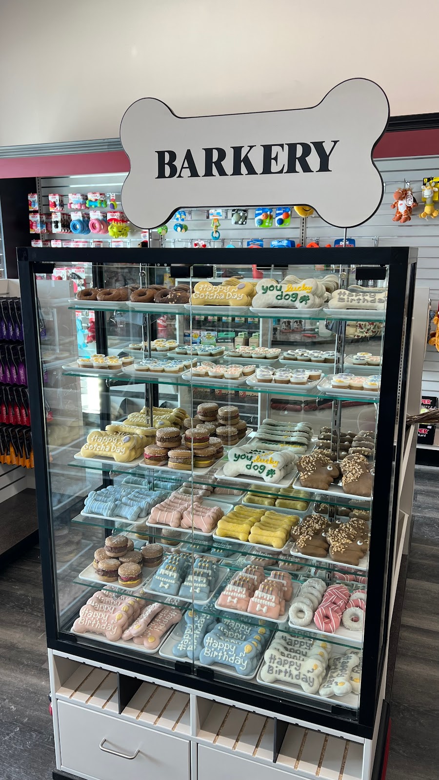 Global Pet Foods | 1876 Oxford St W Unit #5, London, ON N6K 0J8, Canada | Phone: (519) 657-1549