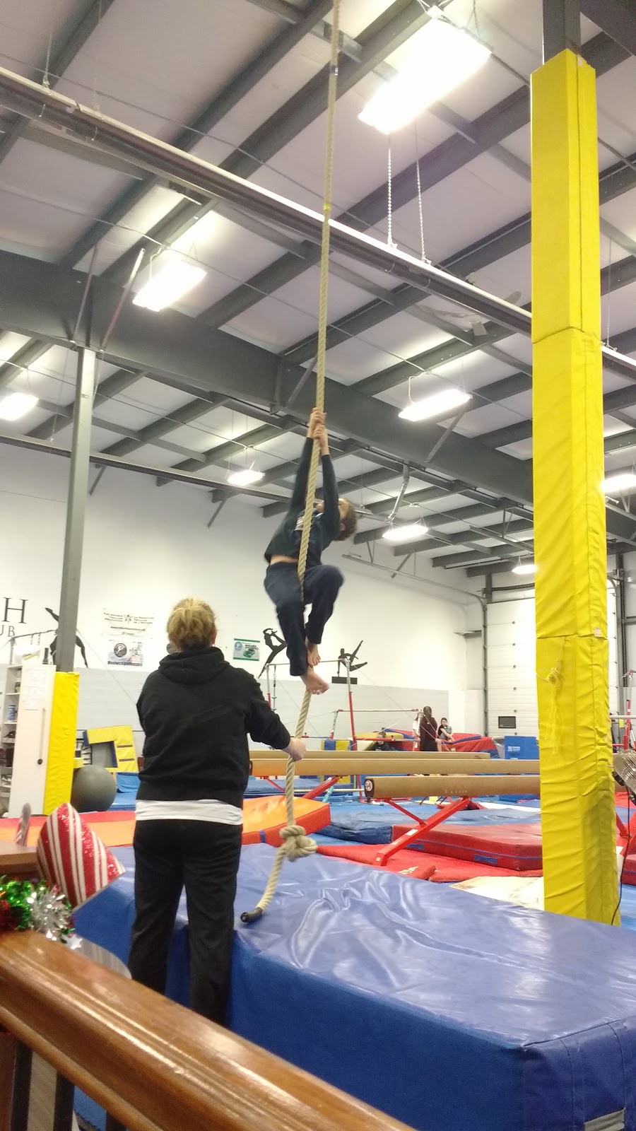 Woolwich Gymnastics Club Inc | 97 Earl Martin Dr, Elmira, ON N3B 3L4, Canada | Phone: (519) 669-2227