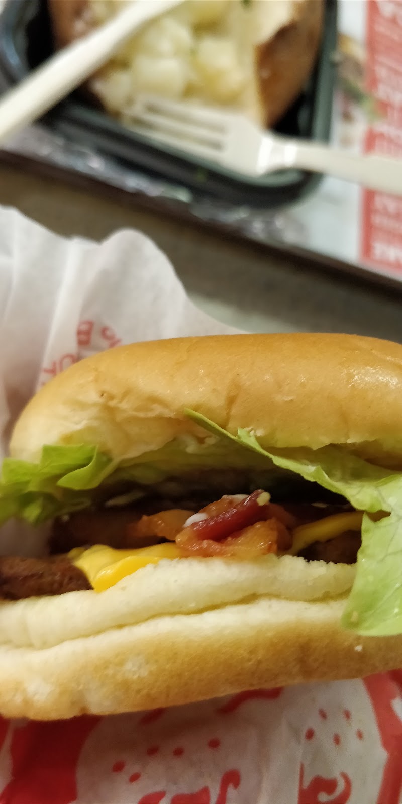 Wendys | 221 Weber St N, Waterloo, ON N2J 3H5, Canada | Phone: (519) 746-2728