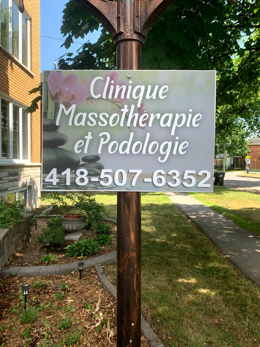 Clinique de Massothérapie/Podologie | 91 Rue McLaren, Salaberry-de-Valleyfield, QC J6T 4Z8, Canada | Phone: (418) 507-6352