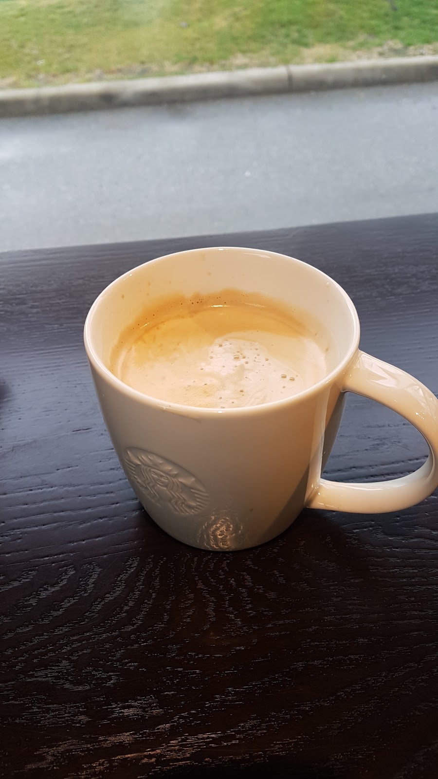 Starbucks | 1988, 110 United Blvd #110, Coquitlam, BC V3K 6Z1, Canada | Phone: (604) 549-4240