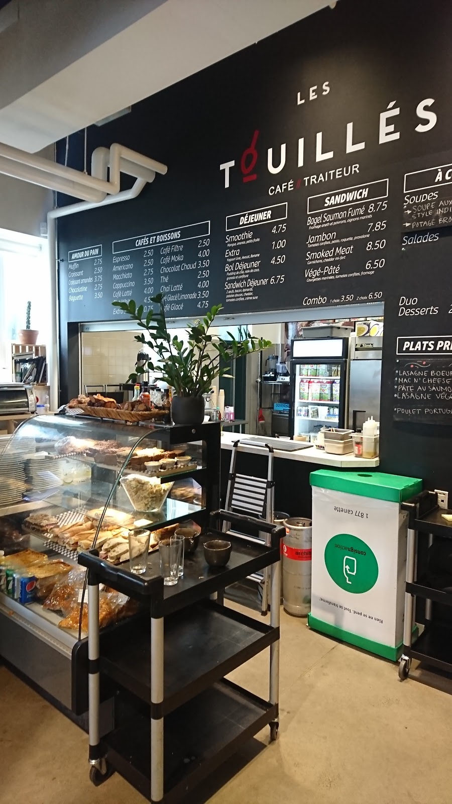 Les Touillés Café-Traiteur | 536 Boulevard Marie-Victorin, Boucherville, QC J4B 1W9, Canada | Phone: (514) 703-8678