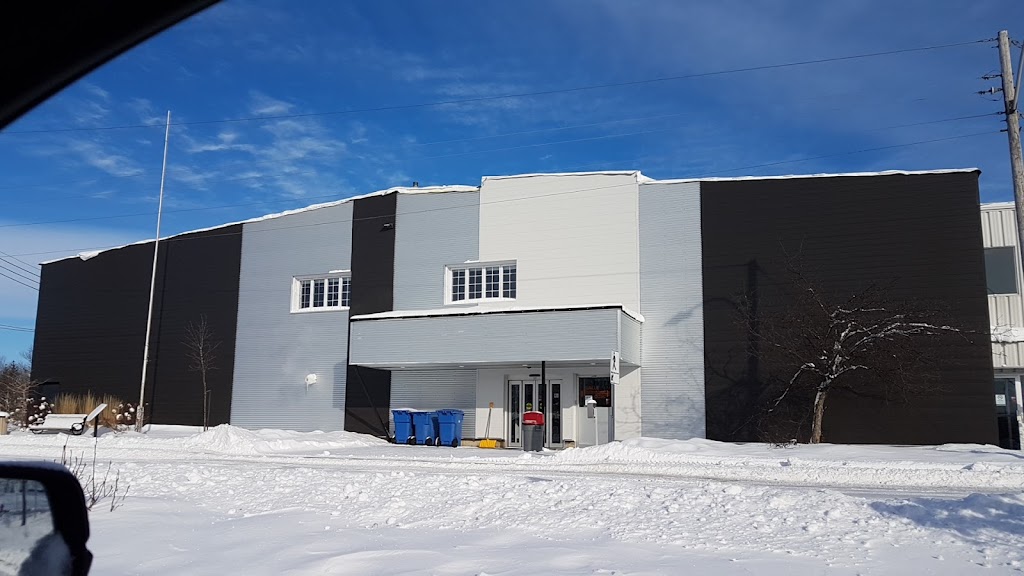 Centre Sportif Regional Des Copains | 4 Rue des Copains, Sainte-Martine, QC J0S 1V0, Canada | Phone: (450) 427-3743