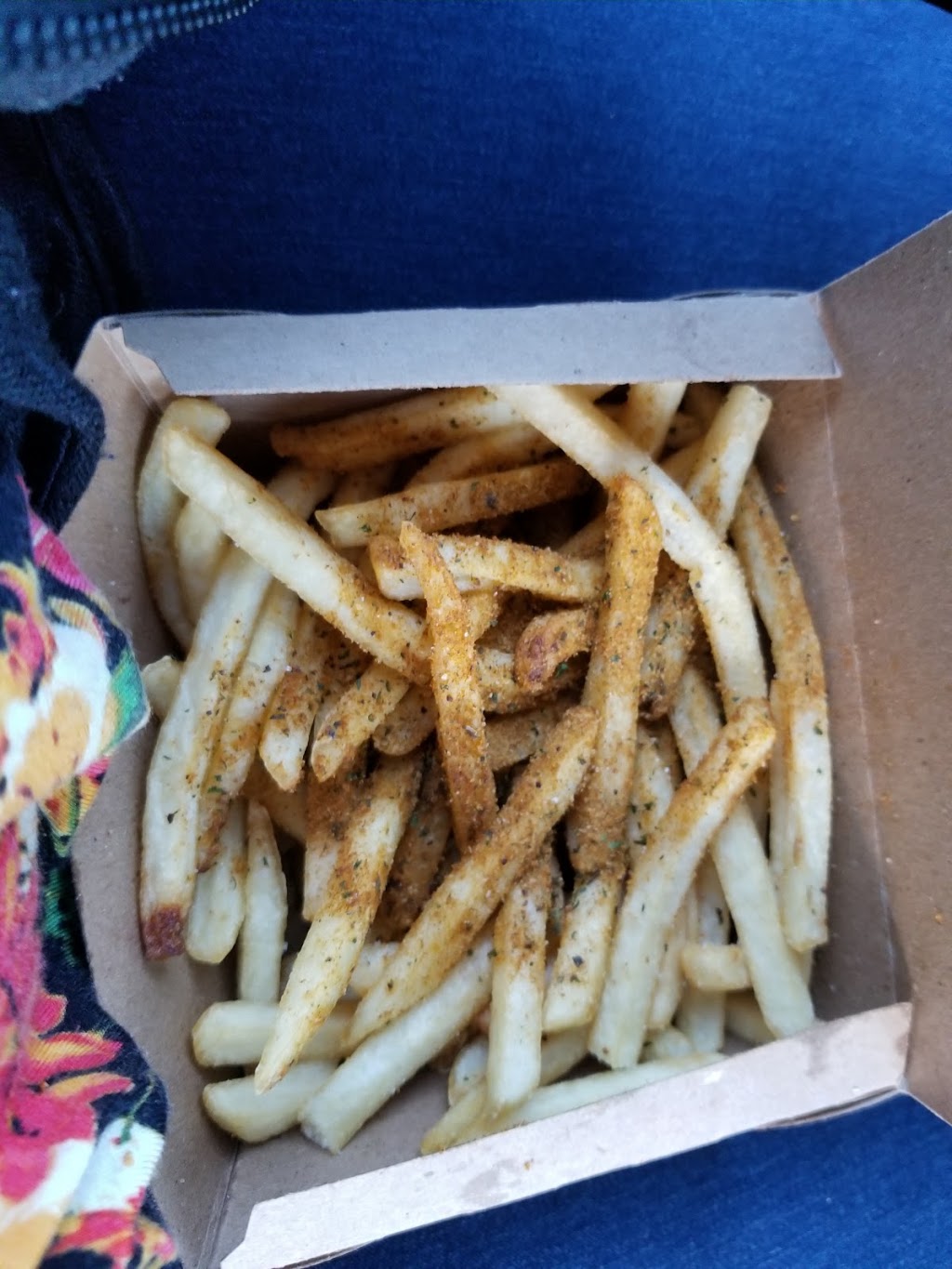 McDonalds | 105 Southbank Blvd, Okotoks, AB T1S 0G1, Canada | Phone: (587) 757-0593