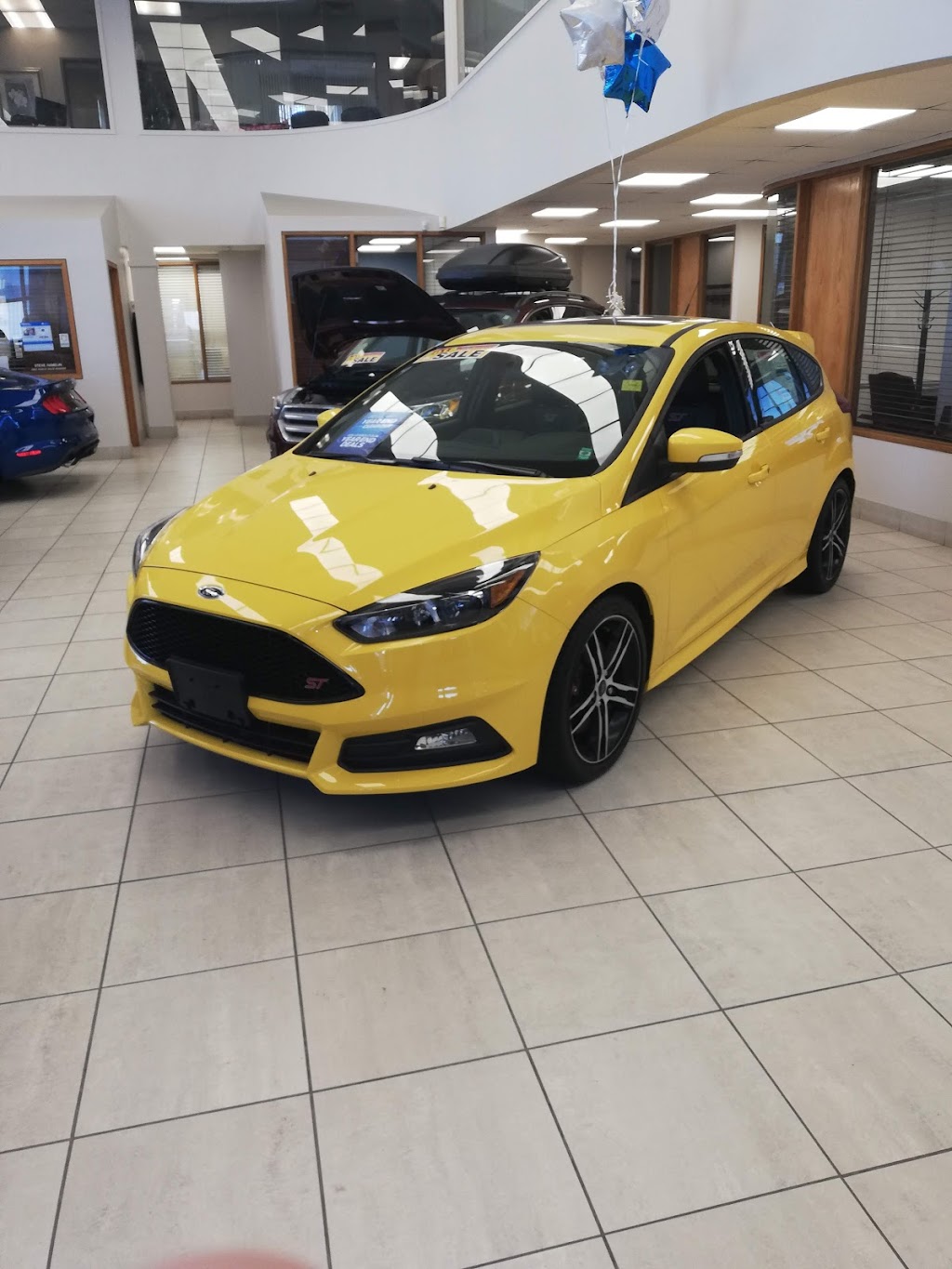 Donnelly Automotive Group | 2496 Bank St, Ottawa, ON K1V 0W8, Canada | Phone: (613) 733-6931
