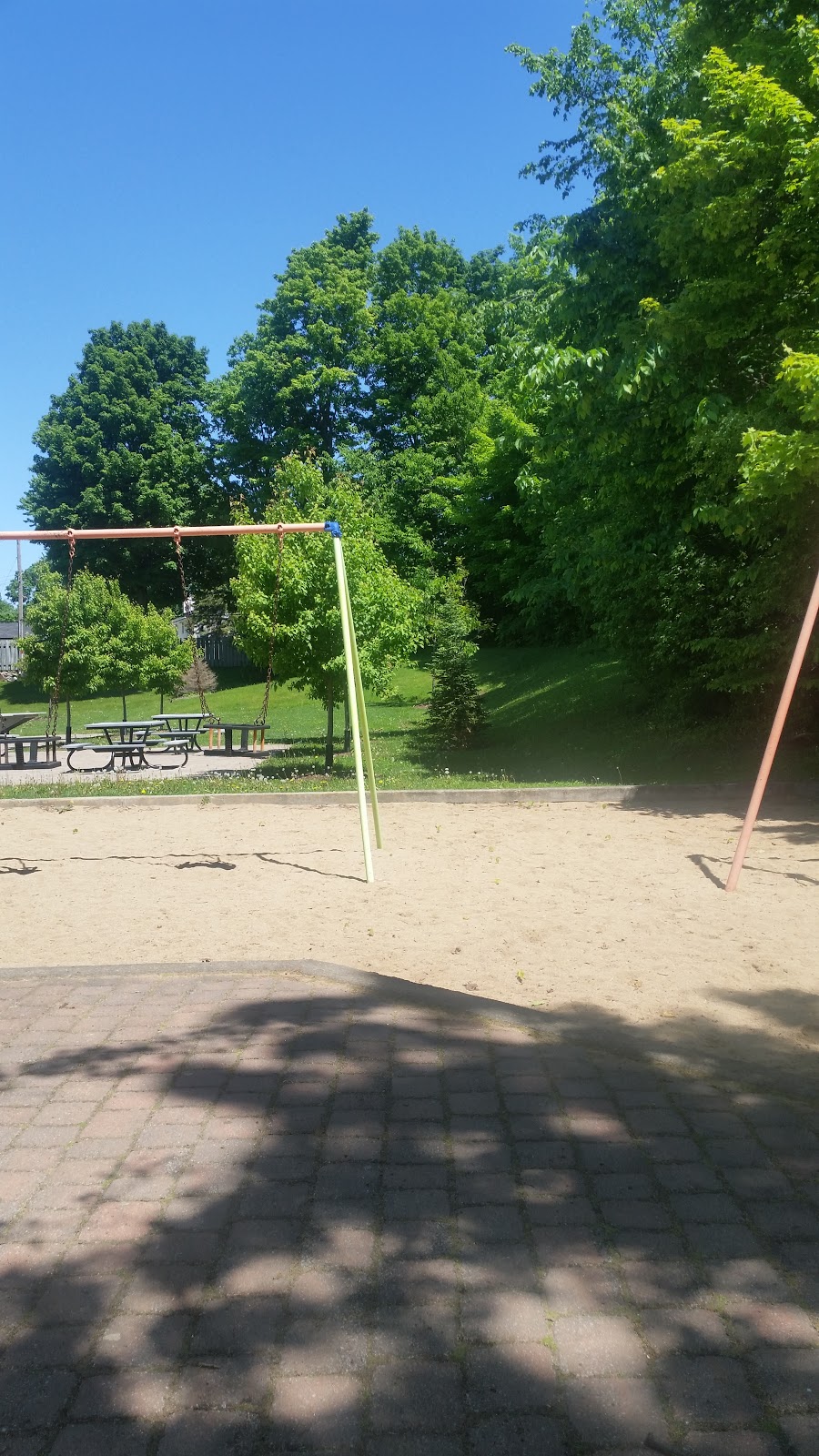 Aragon Park | Pierrefonds-Roxboro, Montreal, QC H9A, Canada