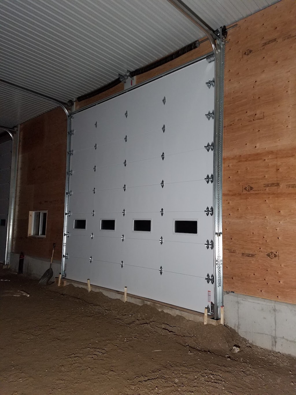 Waglers Overhead Doors | 4407 76 Line, Newton, ON N0K 1R0, Canada | Phone: (519) 444-5074