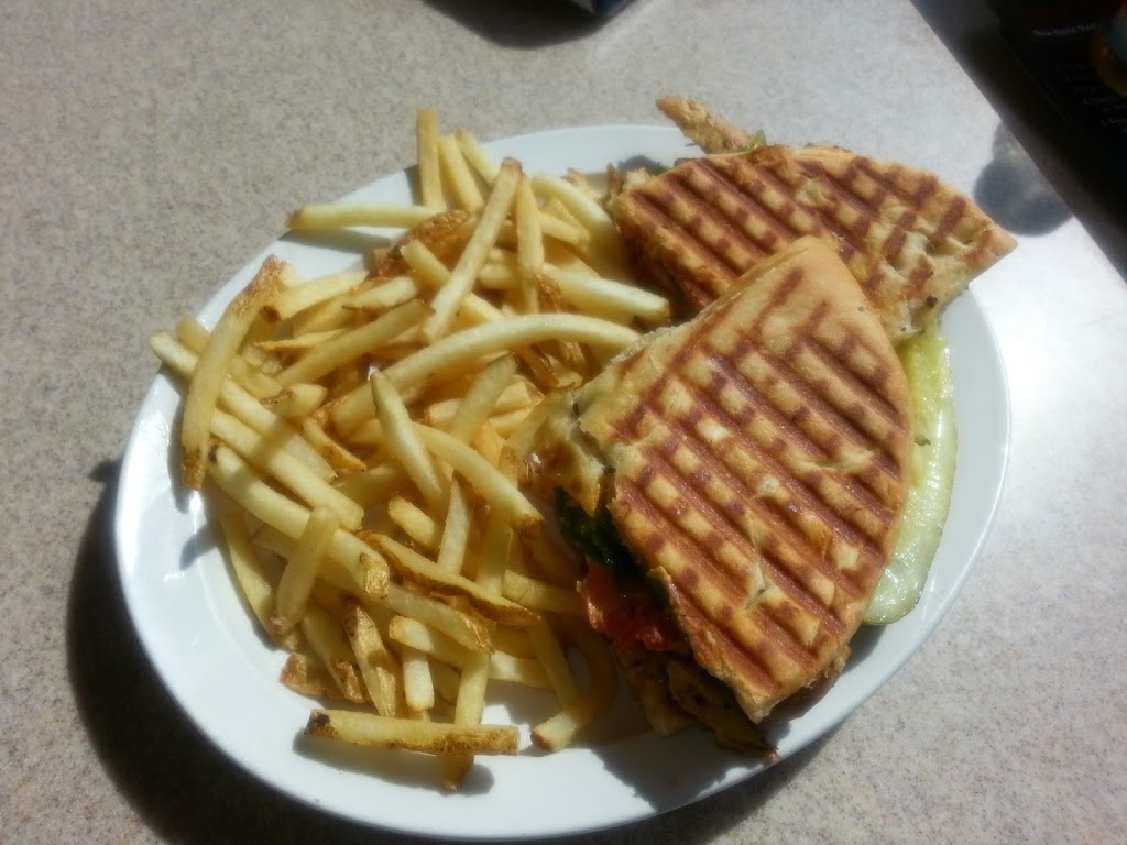 Olympia Grill | 55 Crosspoint Pkwy #122, Getzville, NY 14068, USA | Phone: (716) 636-7272