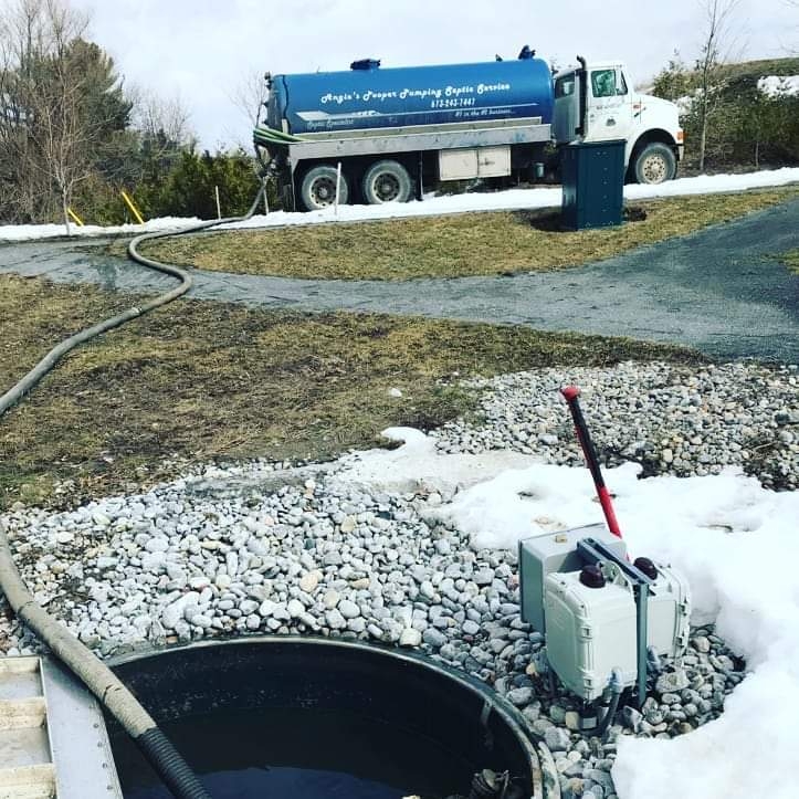 Angies Pooper Pumping Septic Service | 881 County Rd 10, Picton, ON K0K 2T0, Canada | Phone: (613) 243-1441