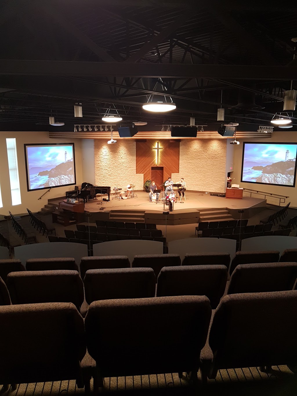 Winkler Evangelical Mennonite Mission Church | 600 Southview Dr, Winkler, MB R6W 2P7, Canada | Phone: (204) 325-7667