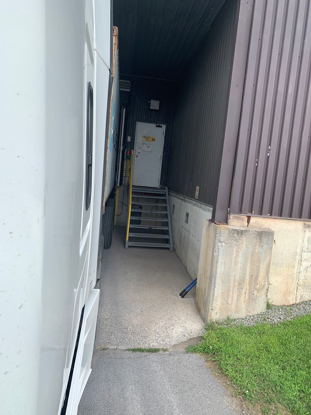 Trenton Cold Storage: Produce Processors Limited (PPL) | 17452 Telephone Rd, Wooler, ON K0K 3M0, Canada | Phone: (613) 394-3317
