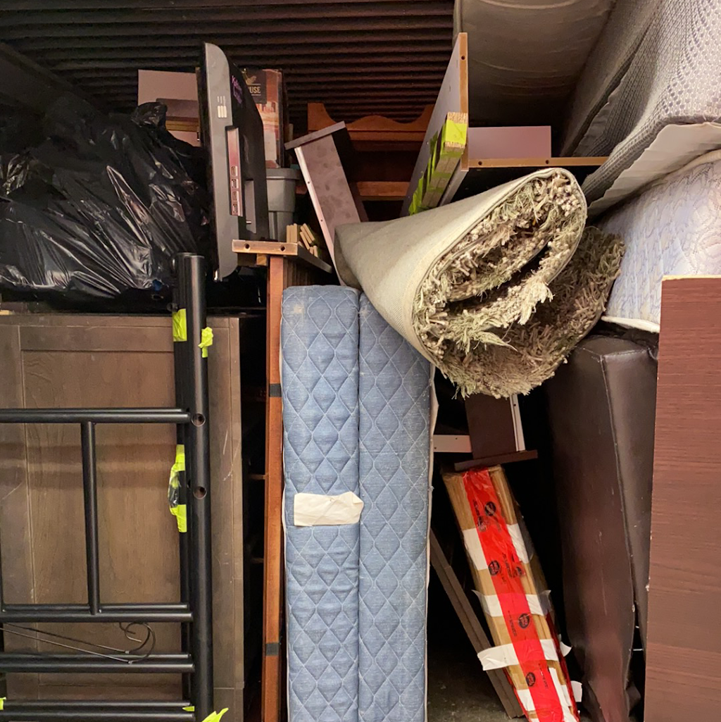 EVERYDAY CANADIAN MOVING | 780 Keewatin St, Winnipeg, MB R2R 1S5, Canada | Phone: (204) 799-2251