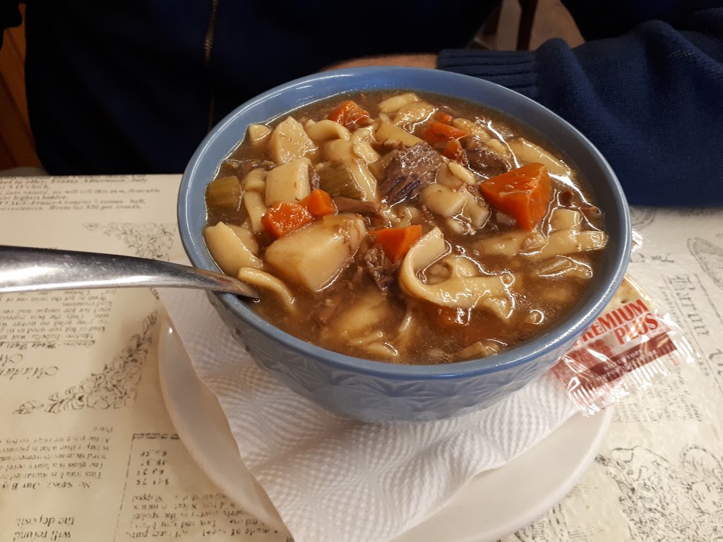 The Crossroads Family Restaurant | 48 Ottawa St W, Havelock, ON K0L 1Z0, Canada | Phone: (705) 778-7100