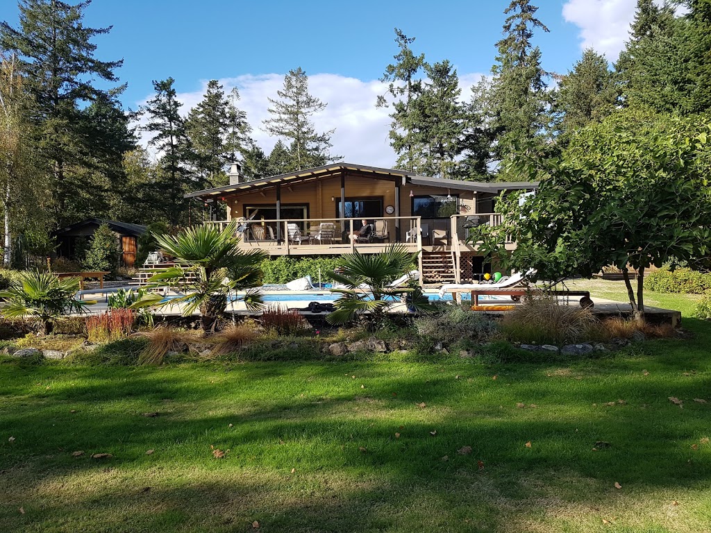 PJs Island and Sub Sea Retreat | 707 Downey Rd, North Saanich, BC V8L 5P8, Canada | Phone: (250) 208-4920