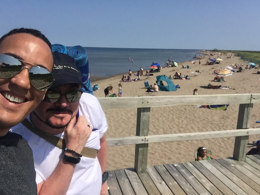 Au Petit Chalet de la Dune | route, 1876 NB-475, Saint-Édouard-de-Kent, NB E4S 4W9, Canada | Phone: (506) 531-0743