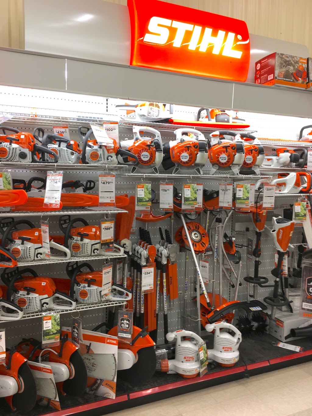 Port Elgin Home Hardware Building Centre | Box 2200, 924 Goderich St, Port Elgin, ON N0H 2C0, Canada | Phone: (519) 832-2466