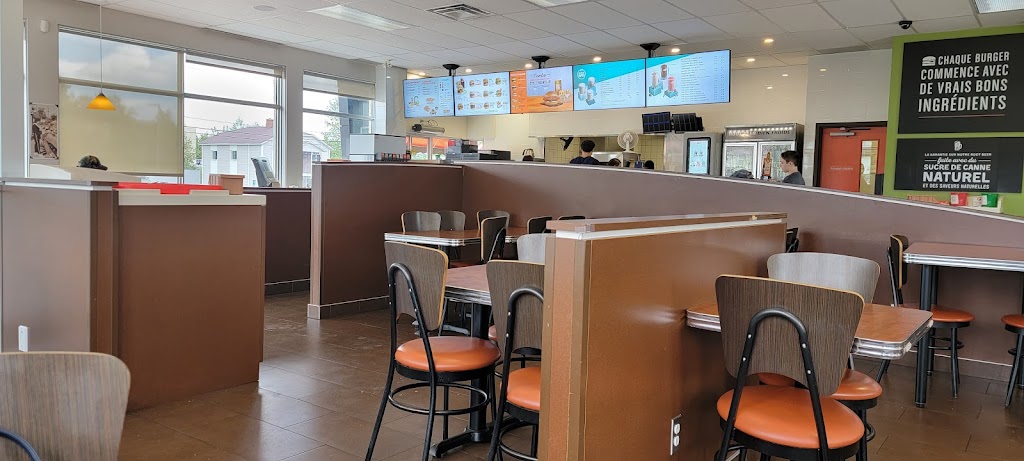 A&W Canada | 20 Bd Frontenac O, Thetford Mines, QC G6G 1M7, Canada | Phone: (418) 755-0302