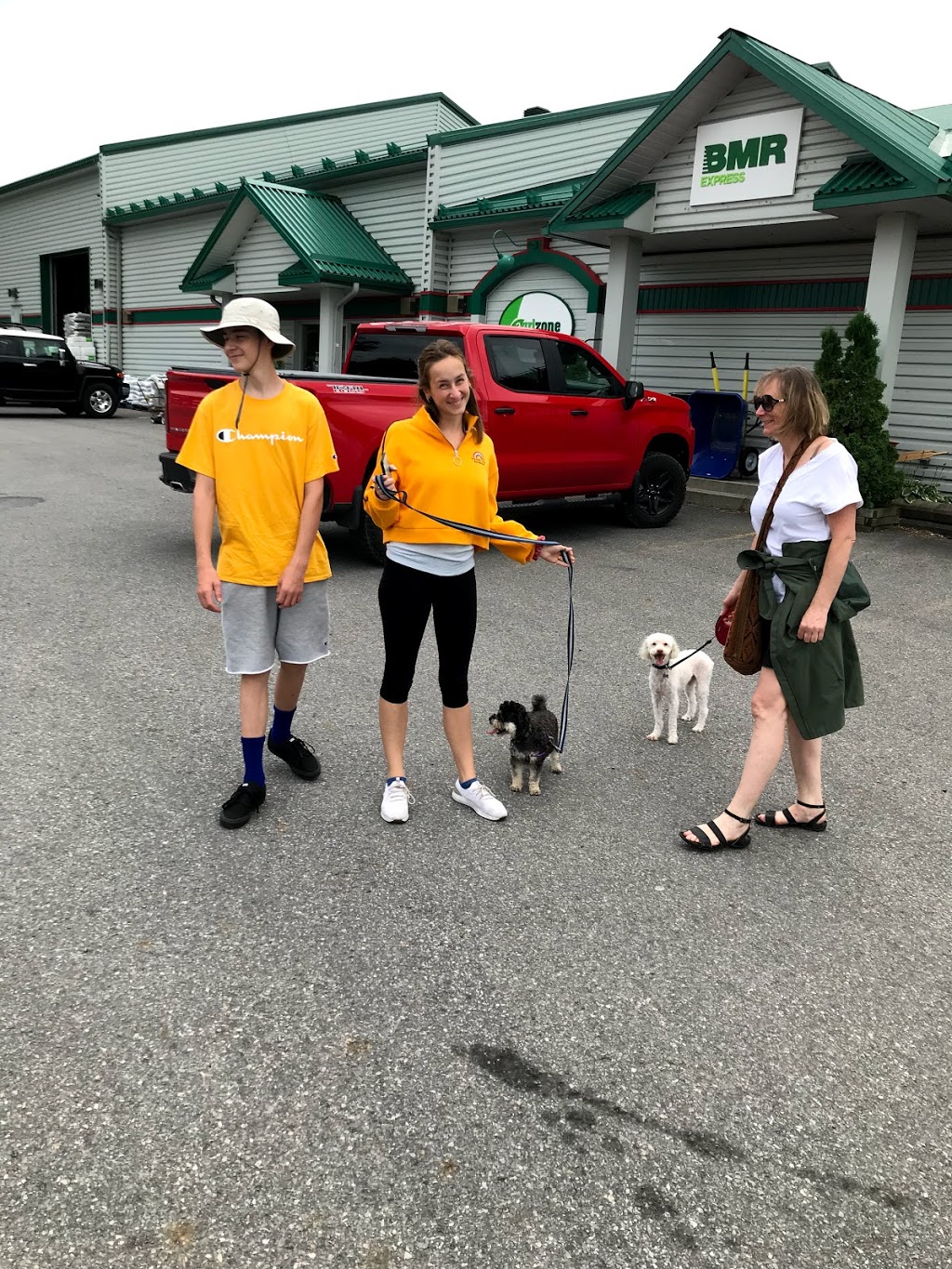 Marché Tradition Saint-Anicet | 1562 QC-132, Saint-Anicet, QC J0S 1M0, Canada | Phone: (450) 264-9503