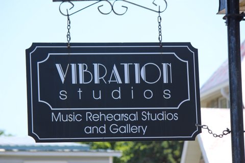Vibration Studios Inc. | 5488 Osgoode Main St, Osgoode, ON K0A 2W0, Canada | Phone: (613) 469-8423