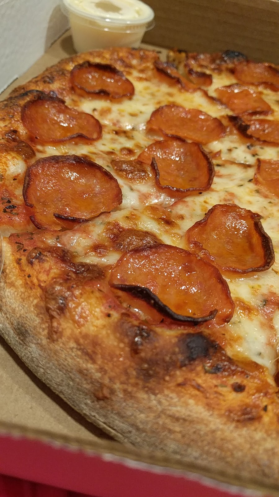 Oakwood Pizzeria | 434 Oakwood Ave, York, ON M6E 2W5, Canada | Phone: (416) 654-5655