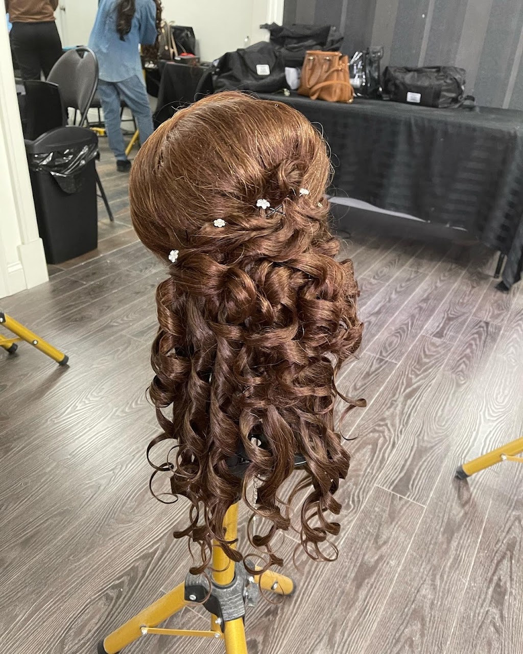 silk studio | 2299 Nicklaus Dr, Victoria, BC V9B 6X4, Canada | Phone: (250) 888-4065