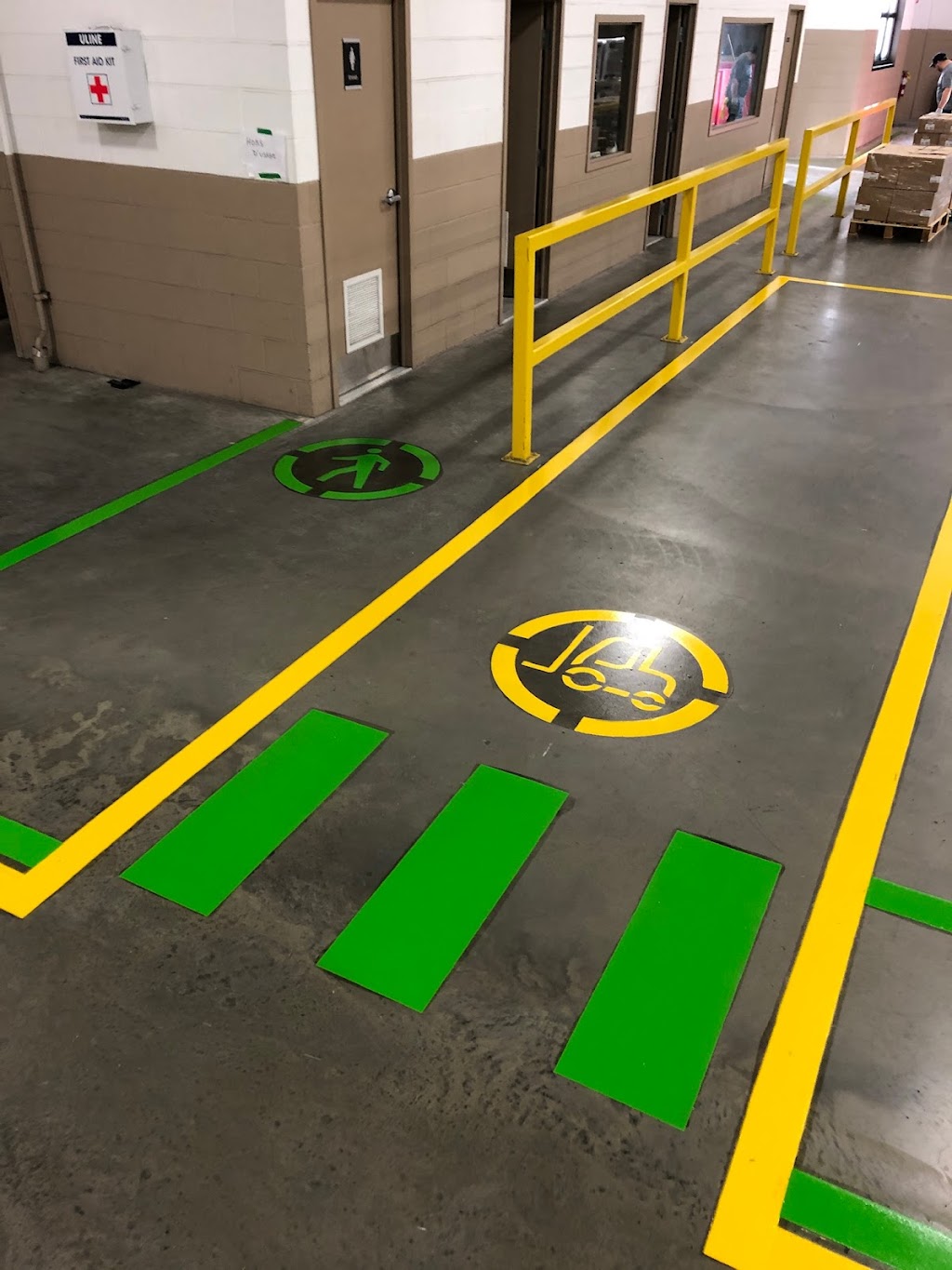 Marquage Scellant Pavement | 81 Chem. Stephenson, Gore, QC J0V 1K0, Canada | Phone: (514) 576-7218