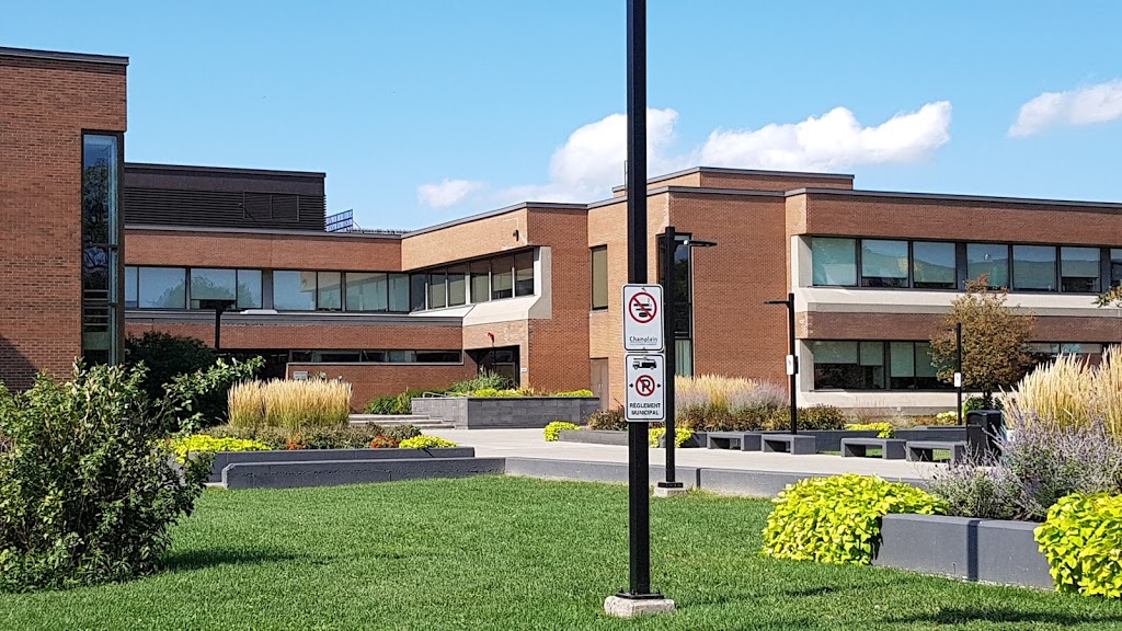 Champlain College Saint Lambert 900 Rue Riverside Saint Lambert QC